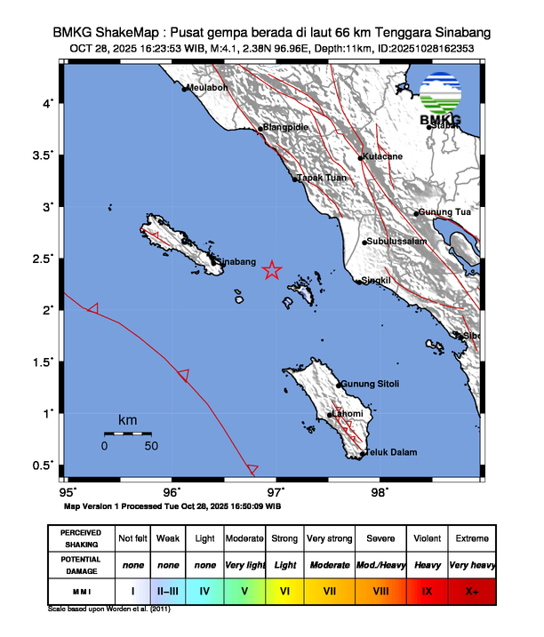 Loading earthquake map...