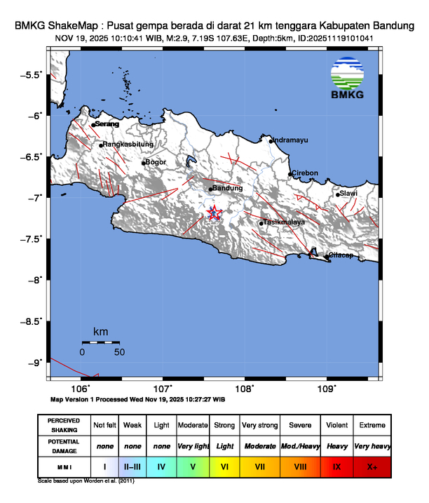 Loading earthquake map...