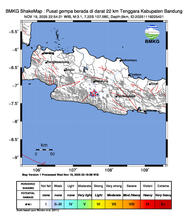 Loading earthquake map...