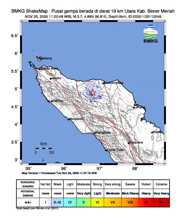 Loading earthquake map...